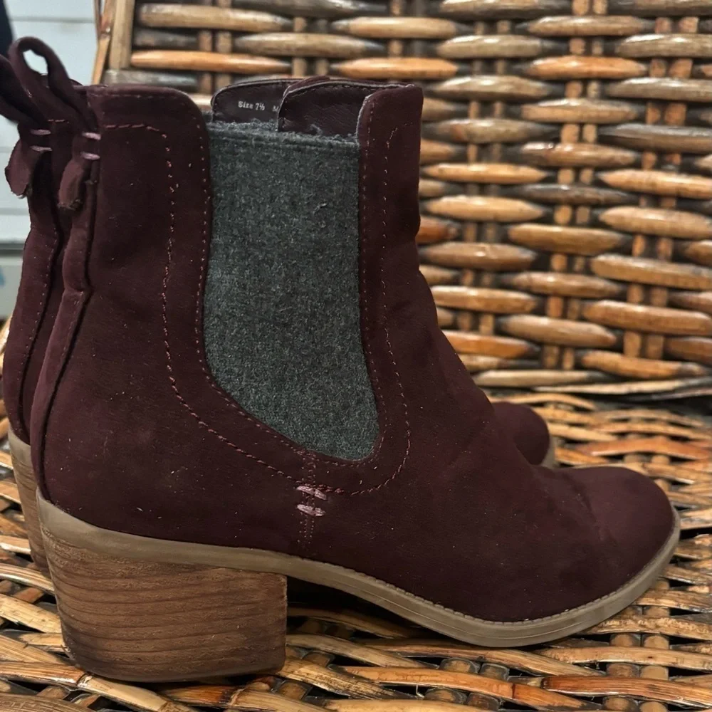 DV by Dolce Vita Burgundy Ankle Boots
